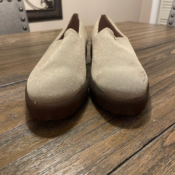 Robert Clergerie Loafer Slip On Beige Size 8 Stretchy Fabric Shoes Comfort Luxe - Picture 5 of 14